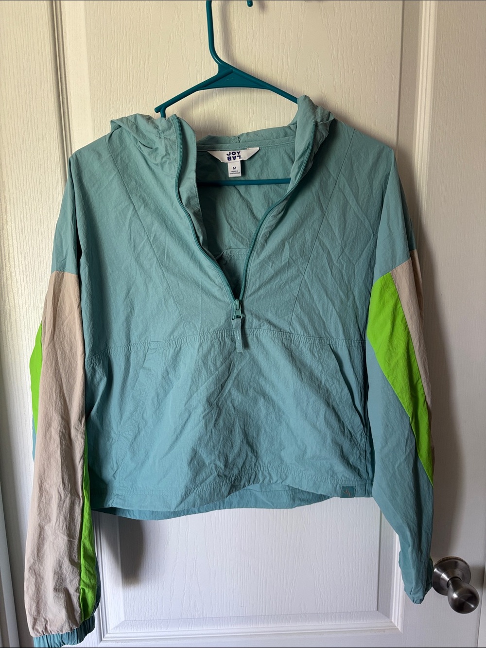 JoyLab Aqua Hooded Windbreaker